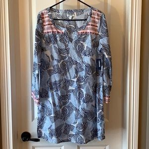 Women’s swim cover-up